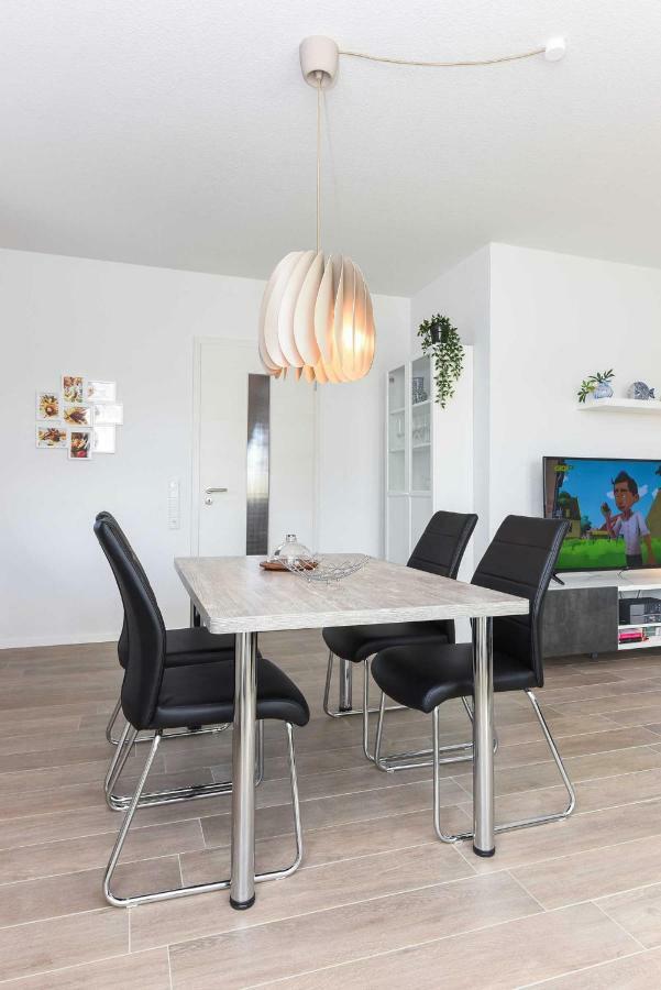 Ferienwohnung Himmelblau Esens Ngoại thất bức ảnh